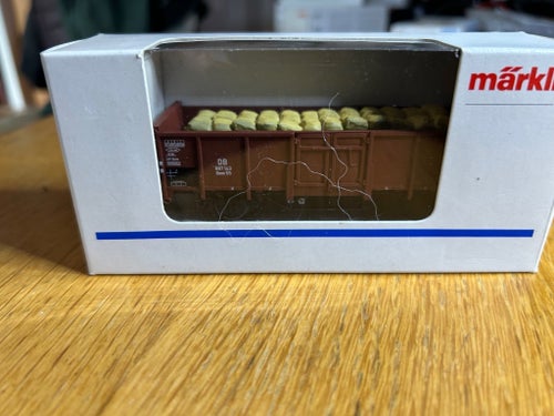 Märklin H0 4431 DB Godsvagn med last