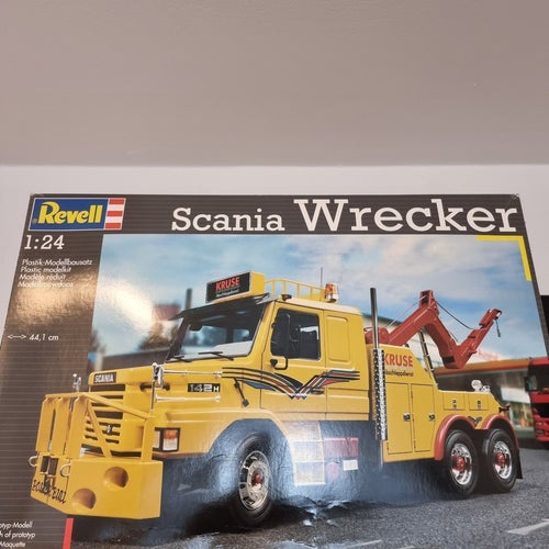 Revell 07511 Scania T 142 H Wrecker 1:24 Modellbyggsats