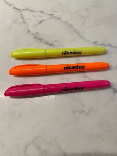 3 st överstryknings pennor från Niceday