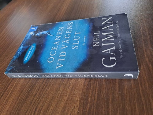 "Oceanen vid vägens slut" av Neil Gaiman, 2014
