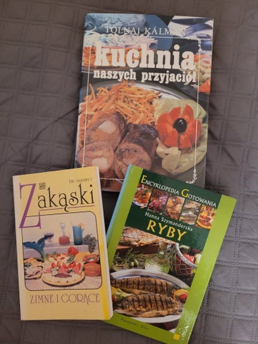 3 Kokböcker på polska: Kuchnia Naszych Przyjaciól, Zakaski, Ryby