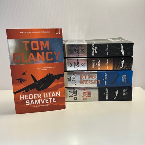 Tom Clancy x 5 - Heder utan samvete, Dödlig kod, I drakens spår m.fl.. - Pocket