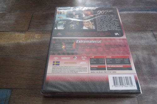 DVD Ny inplastad Leva och låta dö agent 007