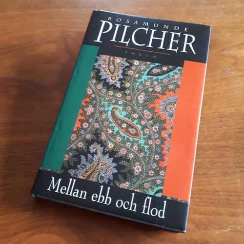 Bok, inbunden, Mellan ebb och flod - Rosamunde Pilcher