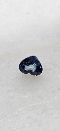 Naturlig Blå Safir 0.77Ct