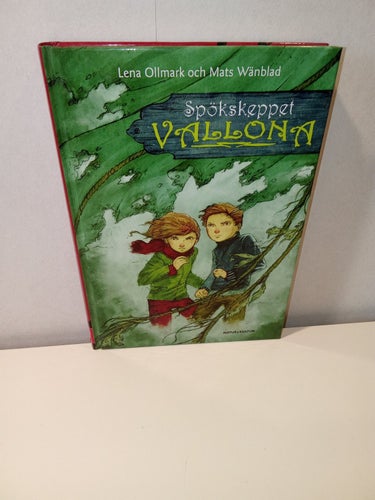 Spökskeppet Vallona - Lena Ollmark Och Mats Wänblad