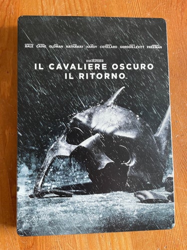 Obs! Italiensk, Il cavaliere oscuro il ritorno