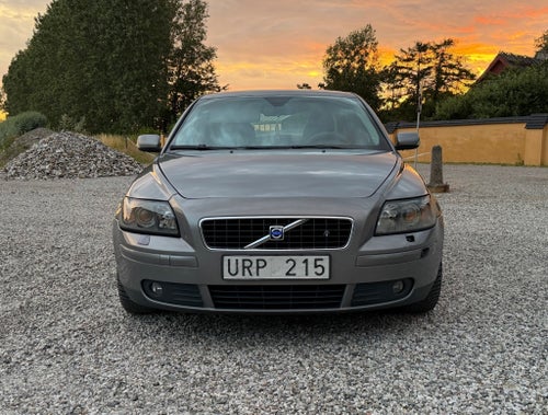 Volvo S40 2.4