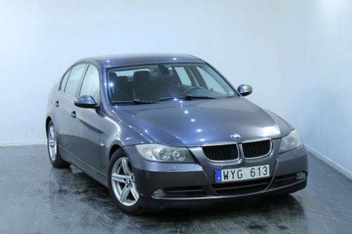 BMW 325i Sedan