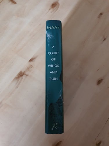 A Court of Wings and Ruin av Sarah J. Maas, 2017