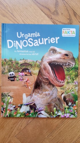 Faktabok om Urgamla DinoSaurier i fint skick!