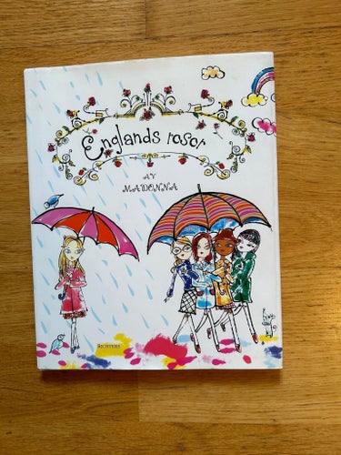 Englands rosor av Madonna. Inbunden bok. Bra skick.