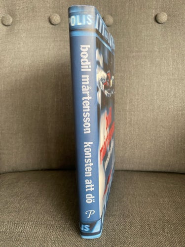 Konsten att dö av Bodil Mårtensson, 2002