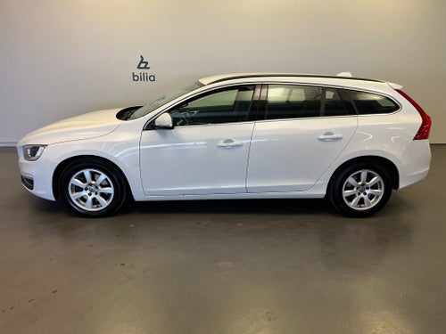 Volvo V60 D4 e Momentum Business Edition/ Dragkrok/ Parkering sensorer bak/