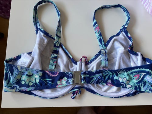 HELT NY! Bikini från Bonprix storlek 46, minimizer bh, paisleymönster