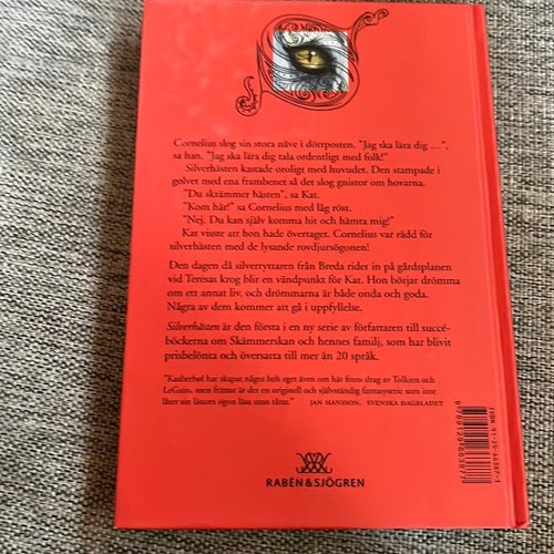 Silverhästen av Lene Kaaberbøl, 2004