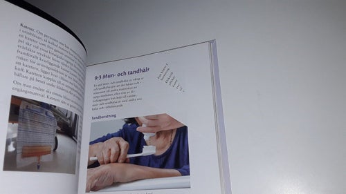 Vård- och omsorgsarbete 1 ISBN: 9789152330807