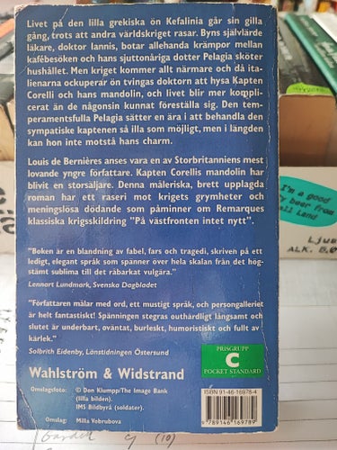 Kapten Corellis mandolin av Louis De Bernieres, 1997