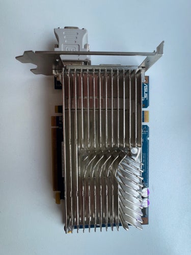 ASUS EN8600GT SILENT/HTDP/256M/A Grafikkort