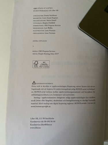 Vägar till Naturvetenskapens Värld av Gustav Helldén mfl, 2015