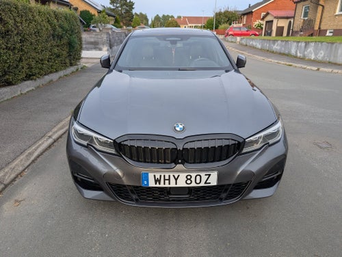 BMW 330i xDrive Sedan