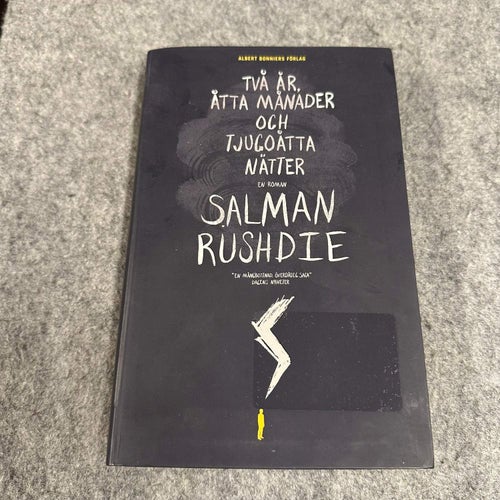 Salman Rushdie - Två år, åtta månader och tjugoåtta nätter