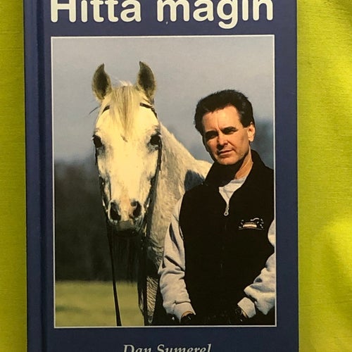 Hitta magin en historiebok, en hur-gör-man-bok, en filosofisk bok, och framför a