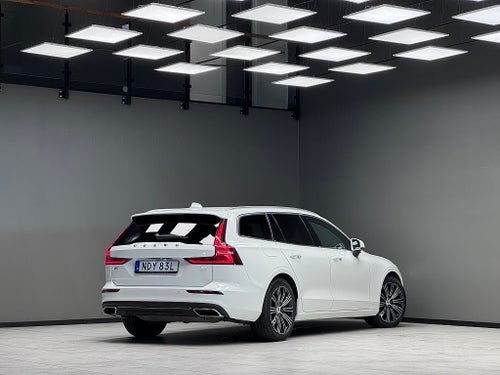 Volvo V60 Recharge T6 AWD Geartronic, 350hk, 2022