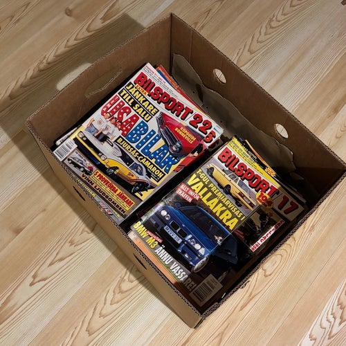 Stor låda med Äldre Tidningar Bilsport
