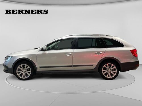 Škoda Superb Kombi Elegance TDI 4x4 DSG / Alldrive / Drag/ Värmare /
