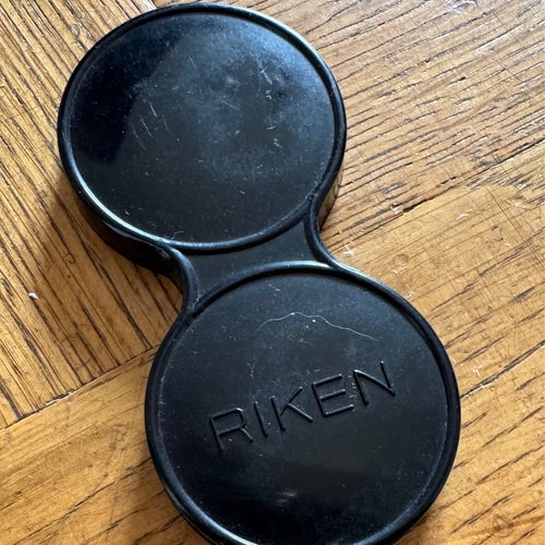 RIKEN RICOH FLEX twin lens cap, dubbelt linsskydd i plast- för samlare