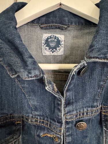 Milla blå jeansjacka, storlek 40/42