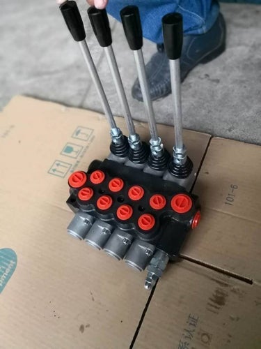 Hydraulventil / ventilpaket 4 spakars, nytt & oanvänt, FRI FRAKT.