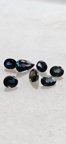 Naturligt Parti Blå Safirer 3.73Ct