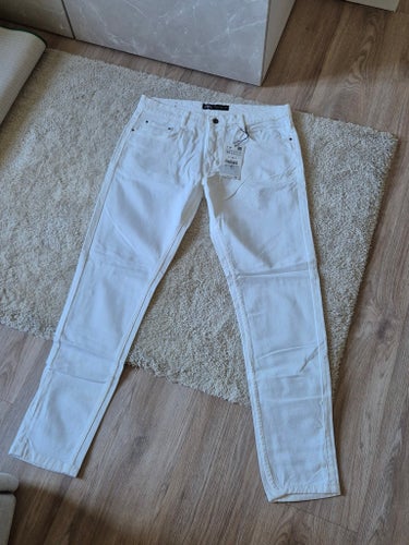 Zara vita byxor, storlek 32