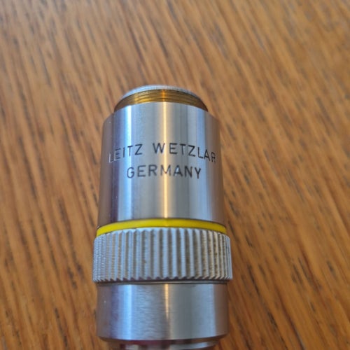 Leitz Wetzlar NPL Fluotar 10/0.30 Mikroskopobjektiv
