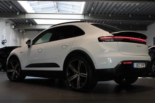 Porsche Macan 4