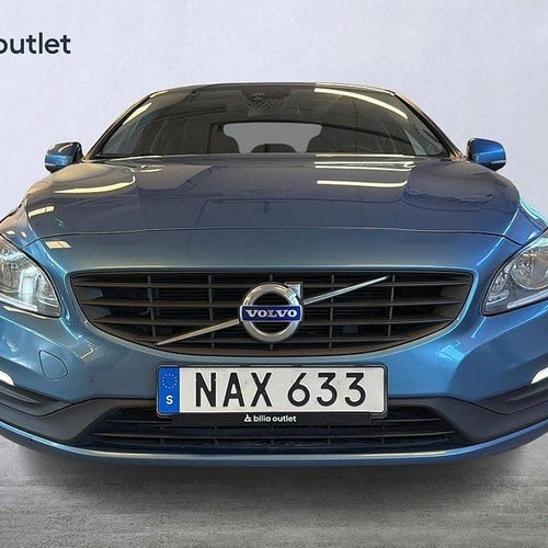 Volvo S60 T3 Kinetic Värmare Bluetooth Farthållare Nyservad