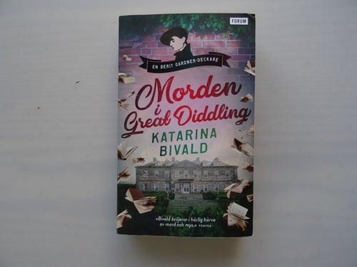 Morden i Great Diddling av Katarina Bivald, pocket