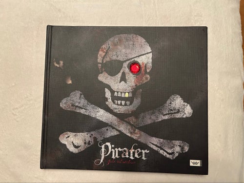 Pirater - John Matthews. Inbunden bok. (2006)