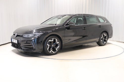 Volkswagen Passat R-Line 1.5 ETSI 150hk Drag Värmare Massage