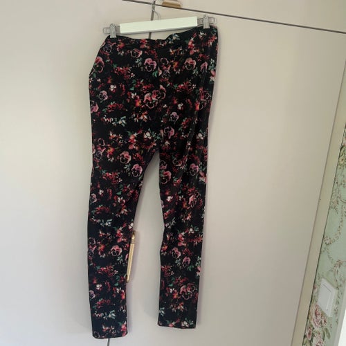 ginatricot svart leggings, storlek XL