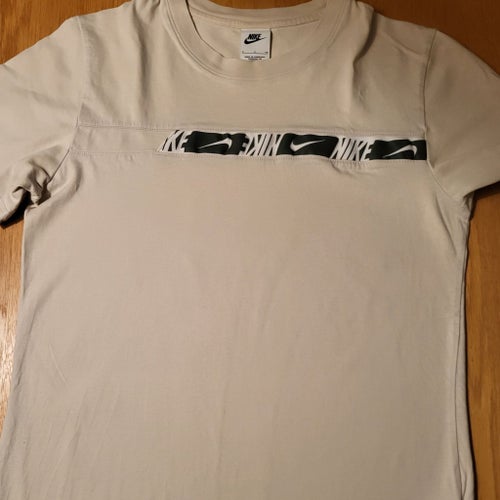 Nike beige t-shirt, storlek S