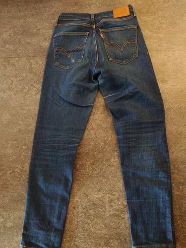 Levi's jeans, mörkblå, mile high super skinny 26/30.