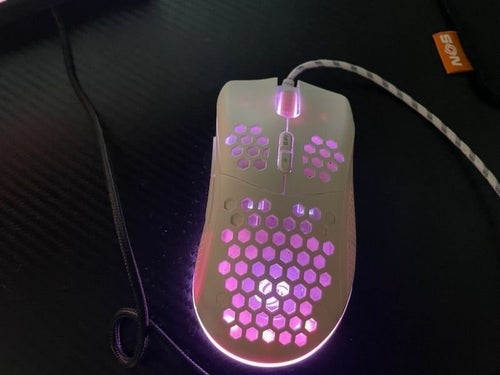Gamingpaket med tangentbord, mus, musmatta och headset