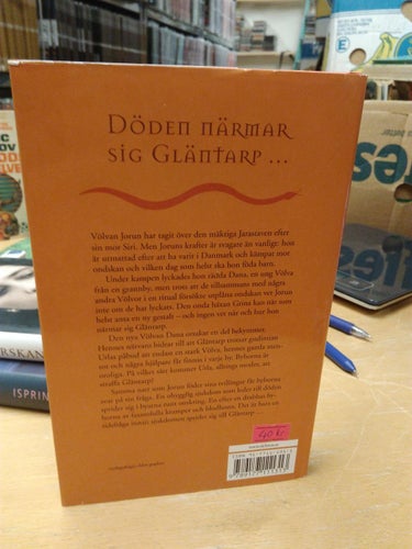Dödens vingslag av Saga Borg, bok, inbunden. Very Fine