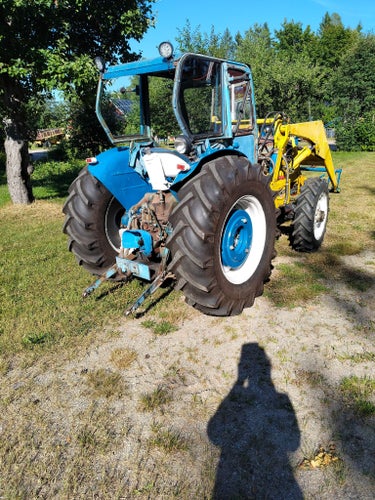 Traktor Ford 4WD