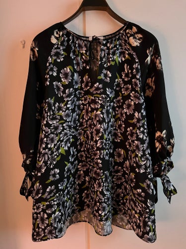 Rodebjer blommig blus tunika, storlek XL