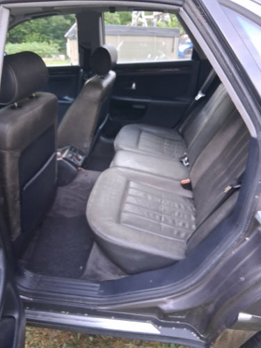 Audi A8 4.2 V8 quattro