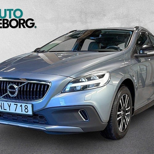 Volvo V40 Cross Country D2 Momentum Fullservad Välvårdad VOC
